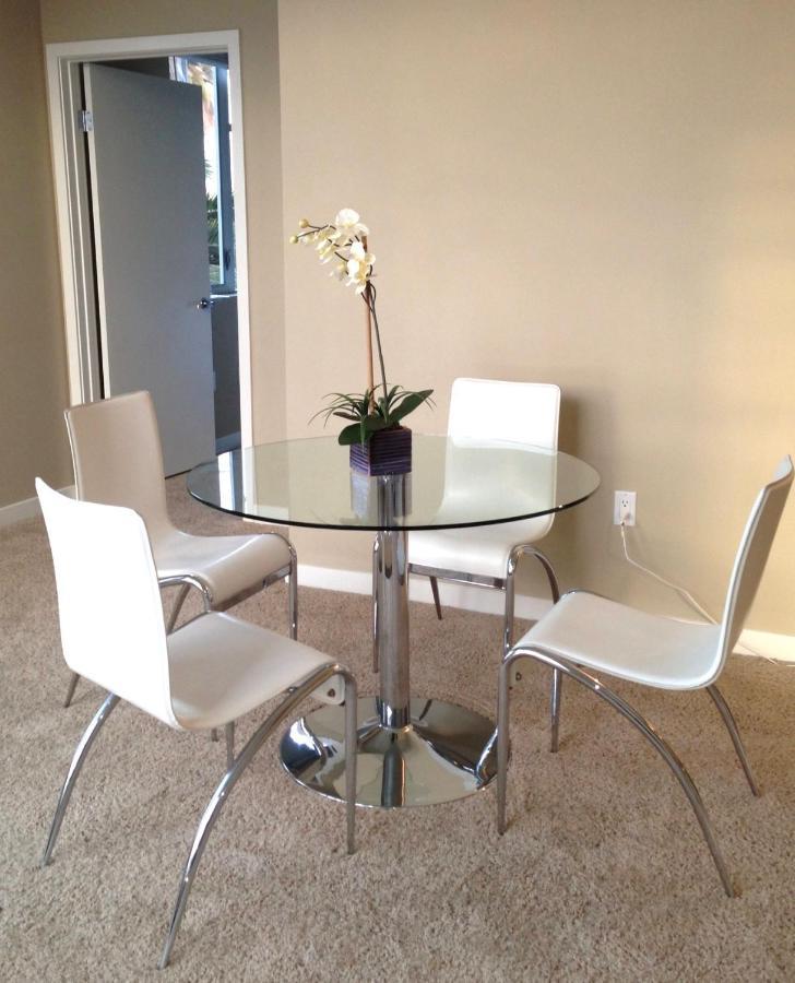 Awesome 2 Bedroom 2 Bathroom Appartement