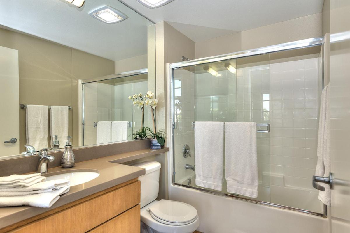 Awesome 2 Bedroom 2 Bathroom Apartment Los Angeles